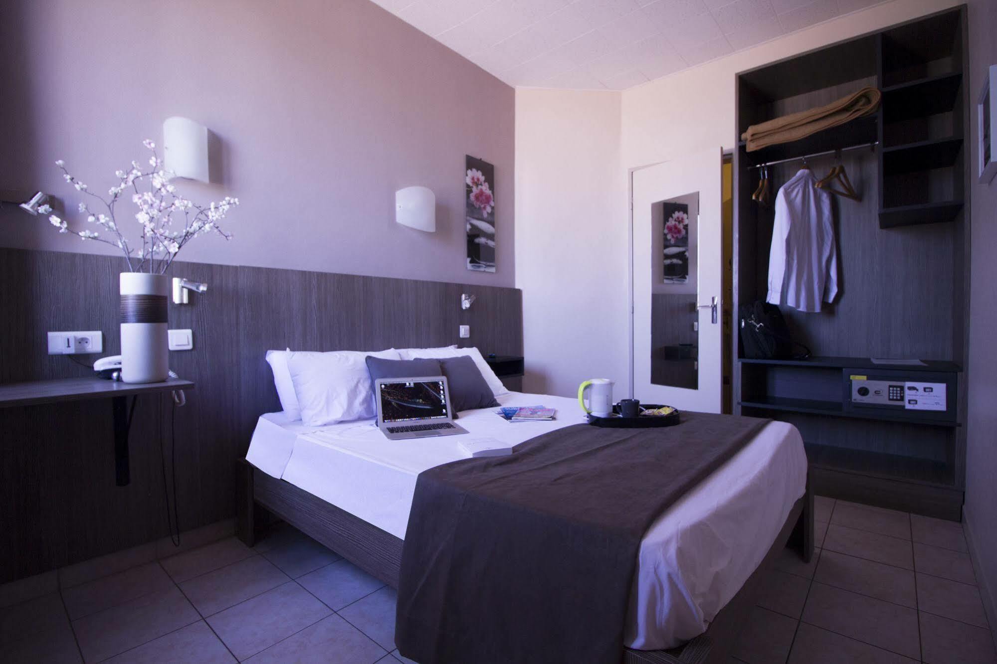 Le Strasbourg Hotel 몽펠리에 외부 사진